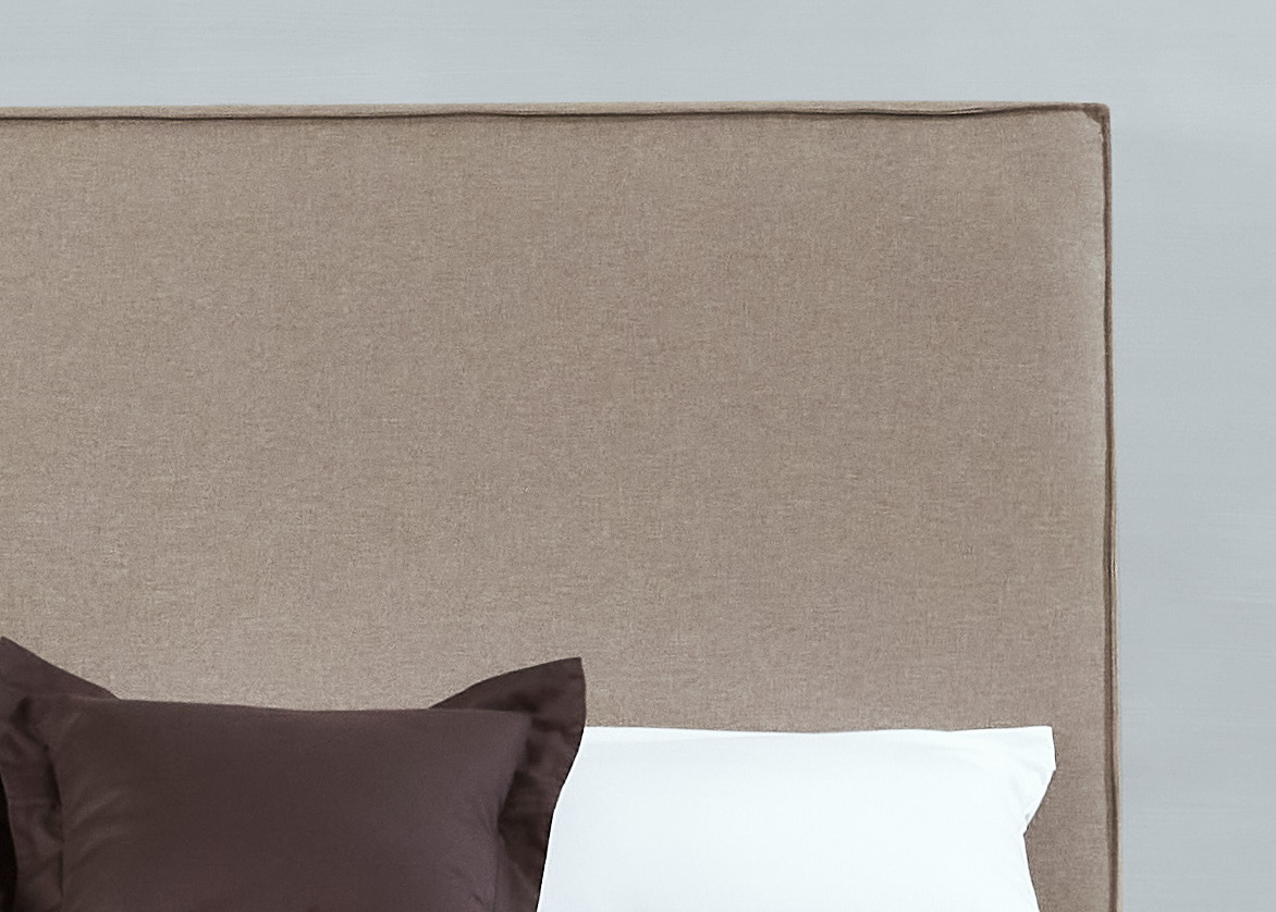 nizza_180_vorne_astor_sockel_milieu_edited_edited