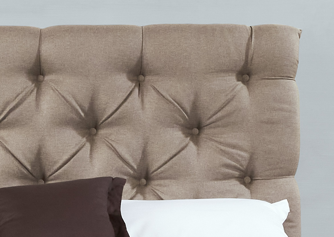 paris_180_vorne_astor_sockel_milieu_edited_edited